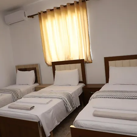 Fatos Апартаменты *